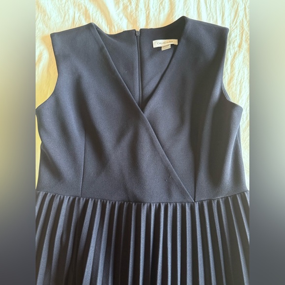 Calvin Klein Navy Blue Dress -Size 4 - Picture 2 of 4
